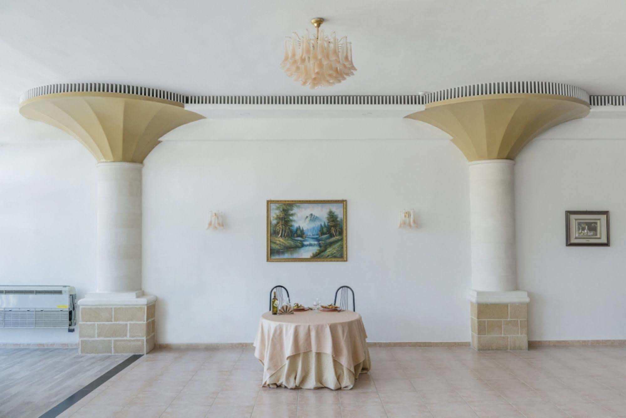 Hotel Bizantino Massafra Exterior photo